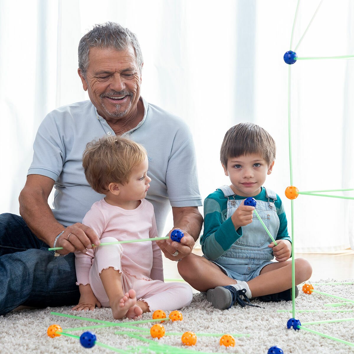 Kit de Construction de Fort pour Enfants Builkitt InnovaGoods 155 Pièces - Jouets et jeux premium pour bébé