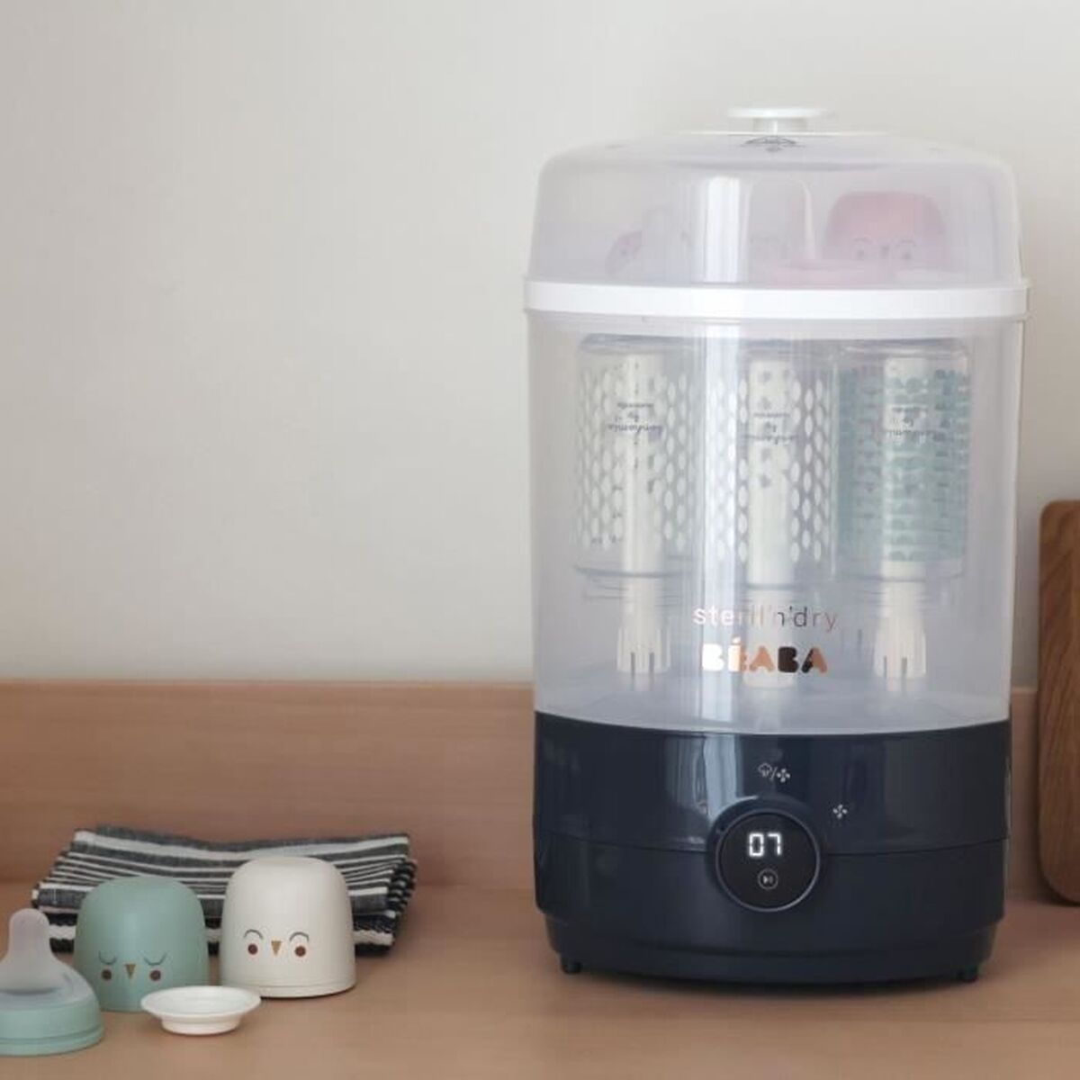Stérilisateur électrique de biberons Béaba - Babycute