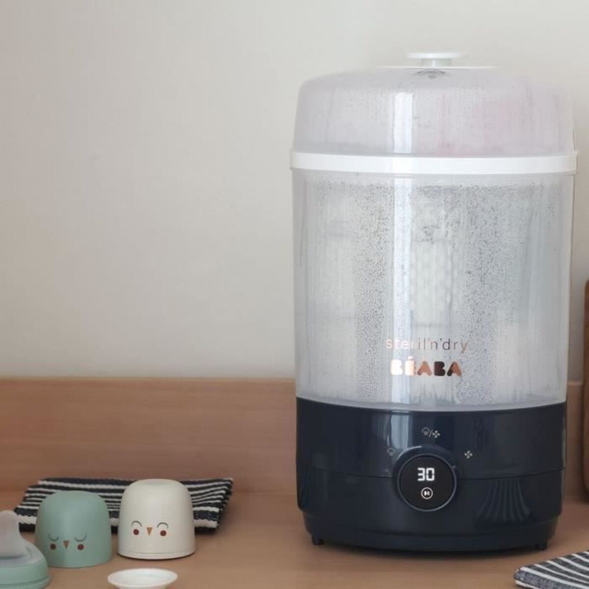 Stérilisateur électrique de biberons Béaba - Babycute